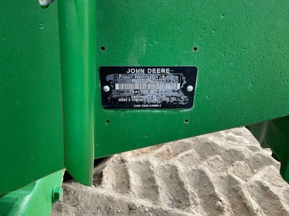 2022 John Deere 8RT 370 Equipment Image0