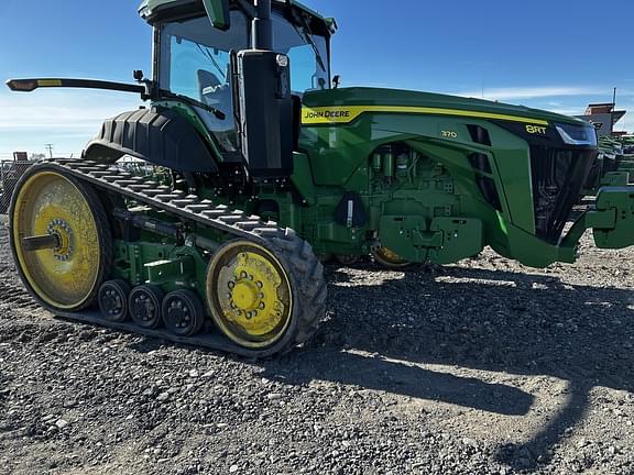 Image of John Deere 8RT 370 equipment image 1