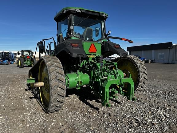 Image of John Deere 8RT 370 equipment image 2