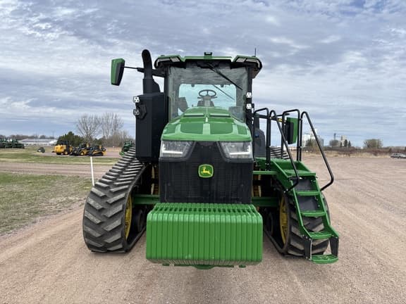 Image of John Deere 8RT 370 equipment image 2