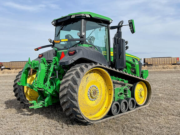 Image of John Deere 8RT 370 equipment image 4