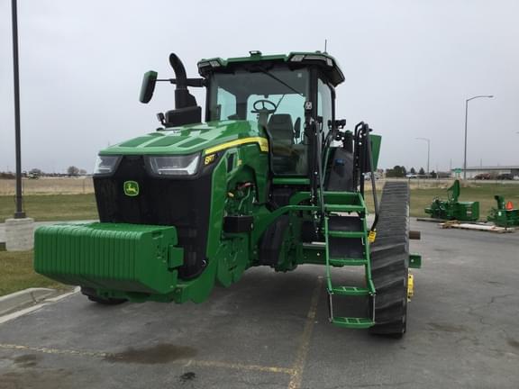 Image of John Deere 8RT 370 equipment image 1