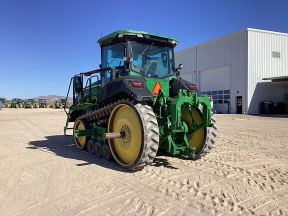 Image of John Deere 8RT 370 equipment image 2