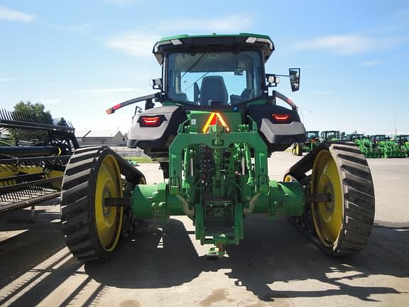 Image of John Deere 8RT 370 equipment image 4