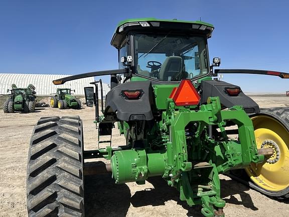 Image of John Deere 8RT 370 equipment image 4
