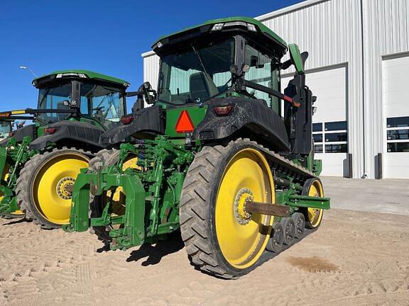 Image of John Deere 8RT 370 equipment image 2