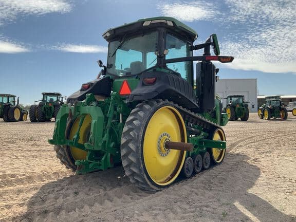 Image of John Deere 8RT 370 equipment image 4