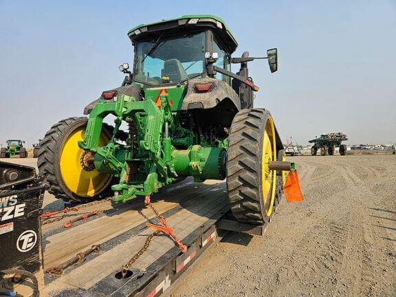 Image of John Deere 8RT 370 equipment image 2