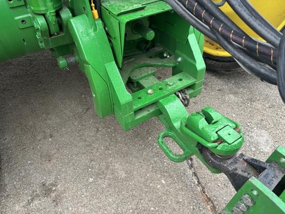 Image of John Deere 8RT 370 equipment image 3