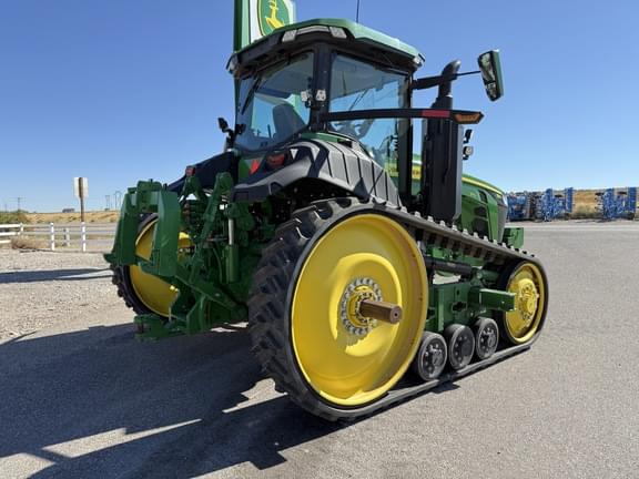 Image of John Deere 8RT 370 equipment image 4