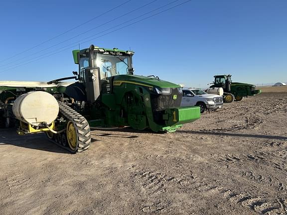 Image of John Deere 8RT 370 equipment image 2