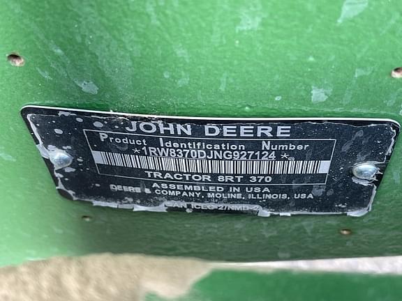 Image of John Deere 8RT 370 equipment image 4