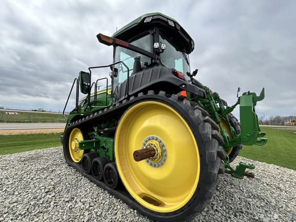 Image of John Deere 8RT 370 equipment image 2