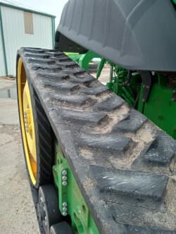 Image of John Deere 8RT 410 equipment image 4