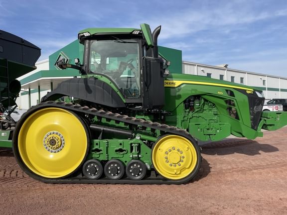 Main image John Deere 8RT 410