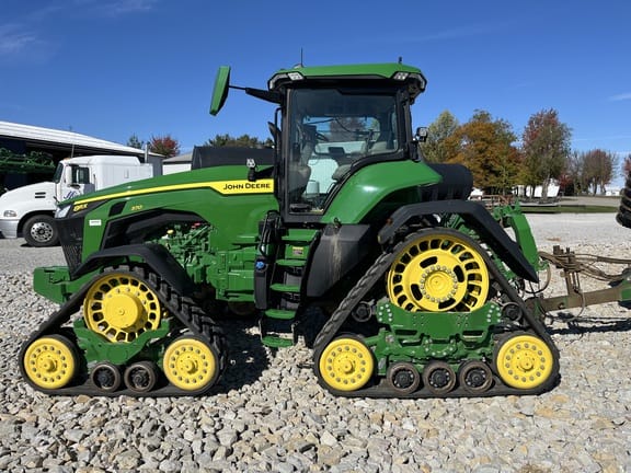 2022 John Deere 8RX 370 Equipment Image0