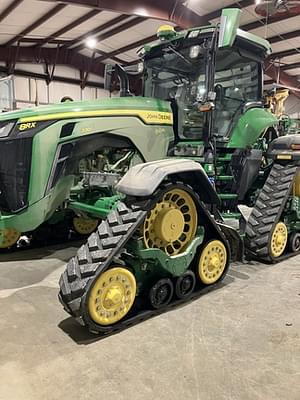 2022 John Deere 8RX 370 Image