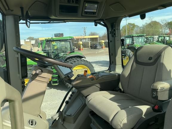 Image of John Deere 8RX 370 equipment image 4