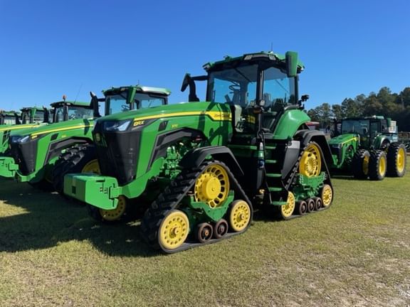 2022 John Deere 8RX 370 Equipment Image0