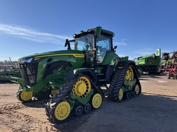 2022 John Deere 8RX 370 Equipment Image0