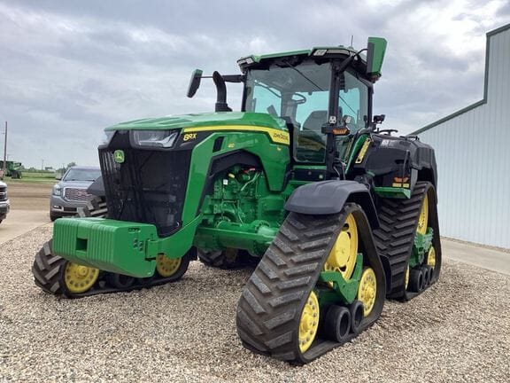 2022 John Deere 8RX 410 Equipment Image0