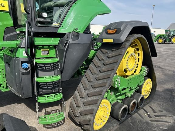 Image of John Deere 8RX 410 equipment image 1