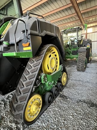 Image of John Deere 8RX 410 equipment image 2