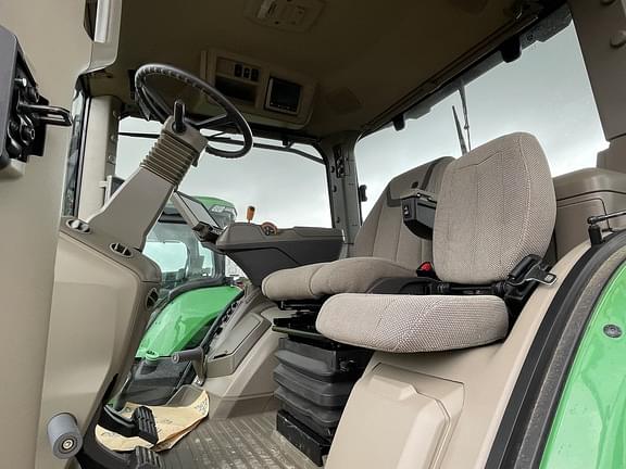 Image of John Deere 8RX 410 equipment image 3