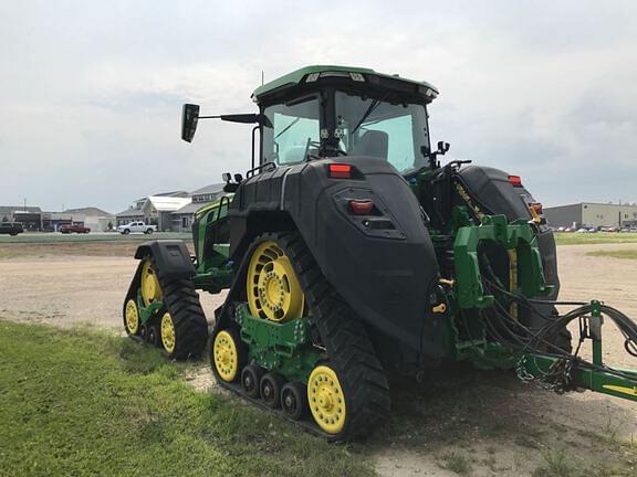 Image of John Deere 8RX 410 equipment image 2