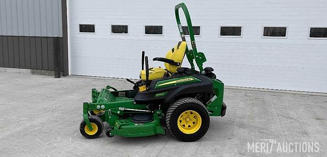 Image of John Deere Z920M equipment image 1