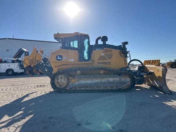 2022 John Deere 950K LGP Equipment Image0