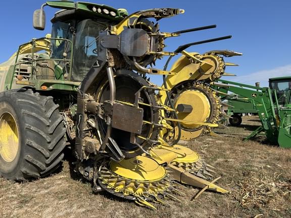 Image of John Deere 9700 equipment image 2