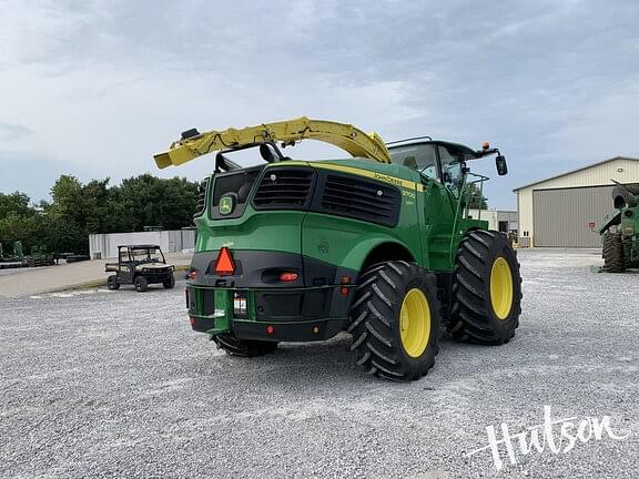 Image of John Deere 9700 equipment image 2