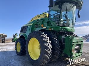 2022 John Deere 9800 Image