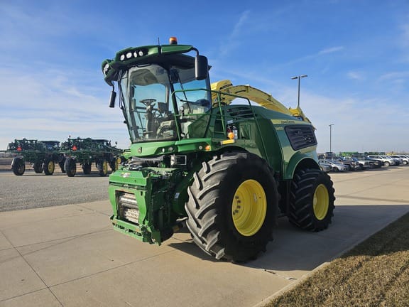 2022 John Deere 9800 Equipment Image0