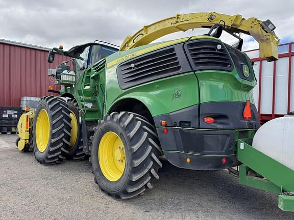 Image of John Deere 9800 equipment image 2