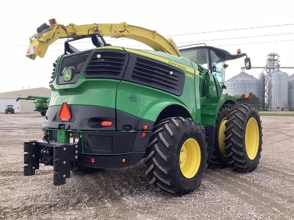 Image of John Deere 9800i equipment image 3