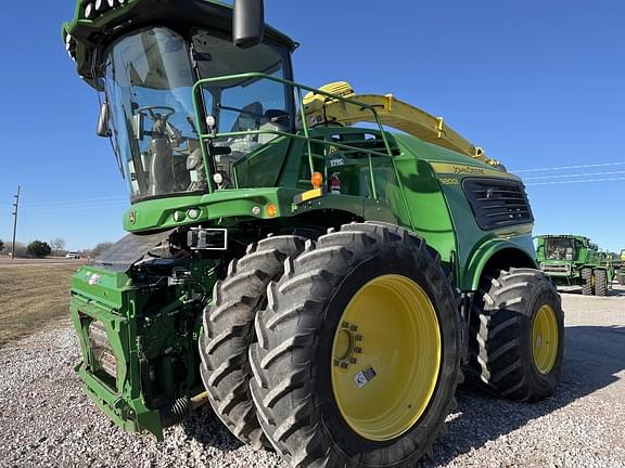 Image of John Deere 9800 Primary image