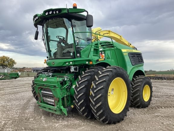 2022 John Deere 9800i Equipment Image0