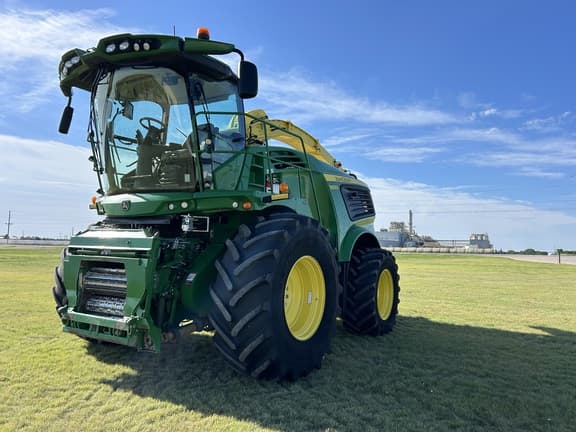 Image of John Deere 9800i Primary image