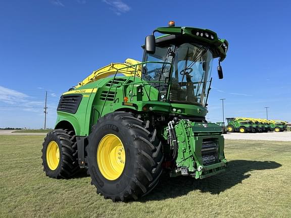 Image of John Deere 9800 equipment image 1