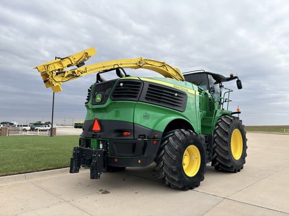 Image of John Deere 9800 equipment image 2