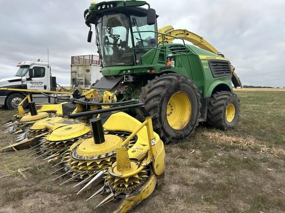 Image of John Deere 9800 equipment image 3