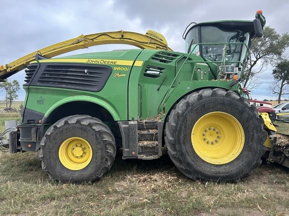 2022 John Deere 9800i Equipment Image0
