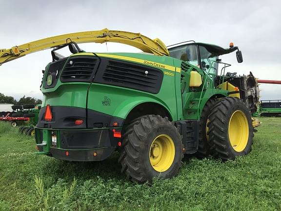 Image of John Deere 9800i equipment image 2