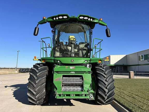 Image of John Deere 9800i equipment image 1