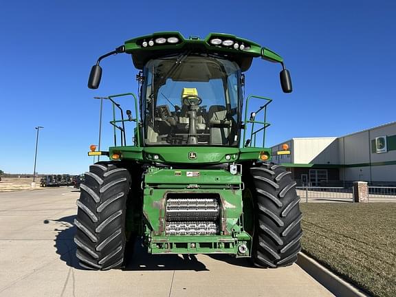 Image of John Deere 9800 equipment image 1