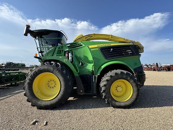 Image of John Deere 9900 equipment image 1