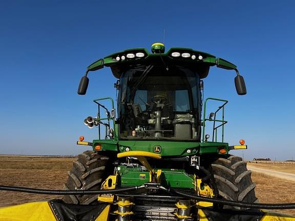 Image of John Deere 9900 equipment image 2