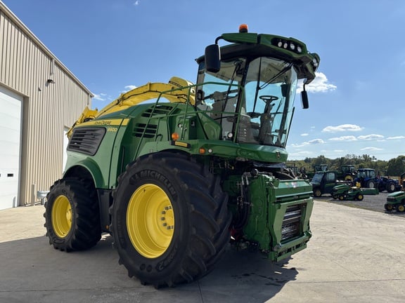 2022 John Deere 9900 Equipment Image0